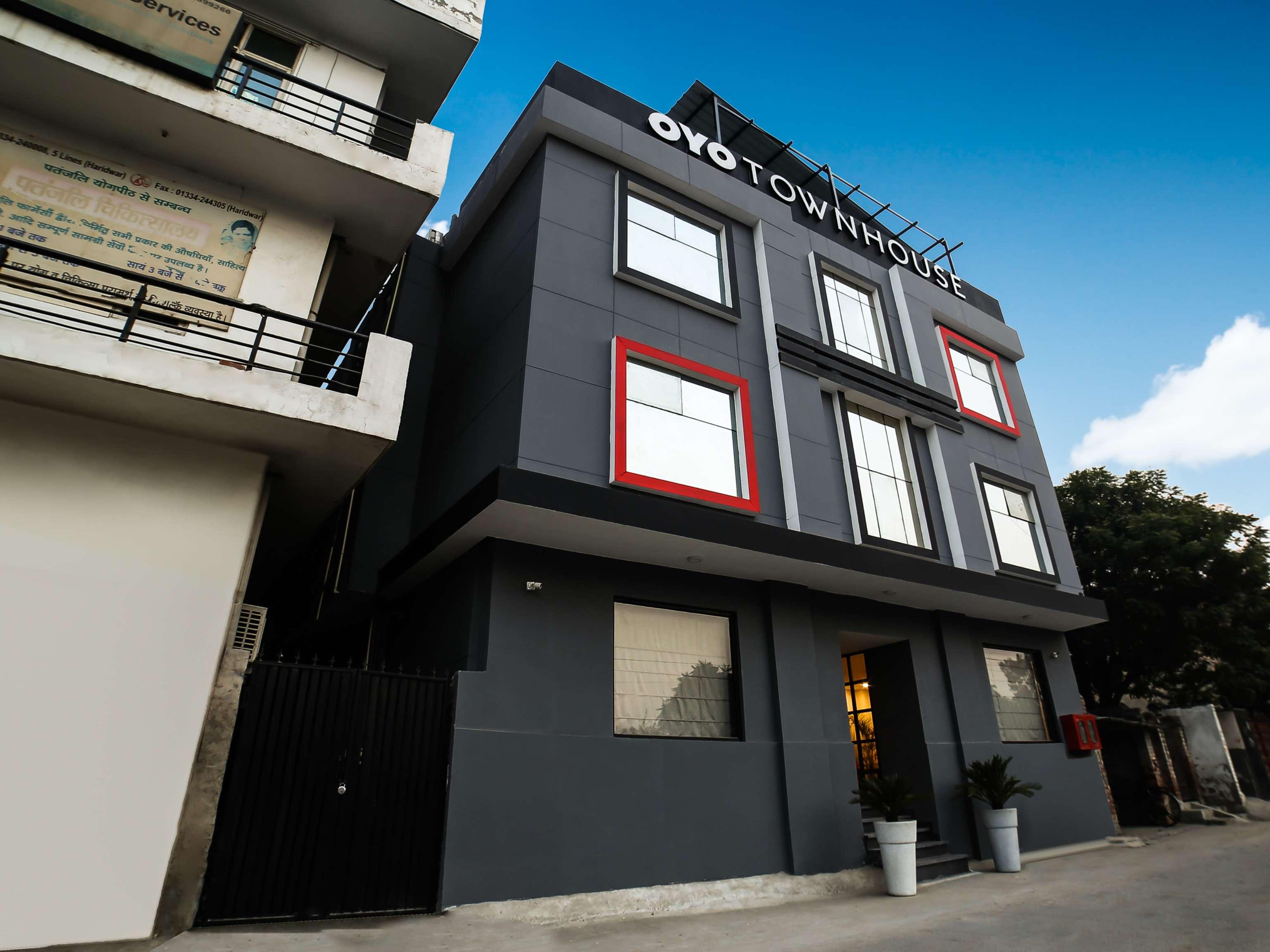 Collection O Townhouse 069 Hotel Gurgaon Exterior photo